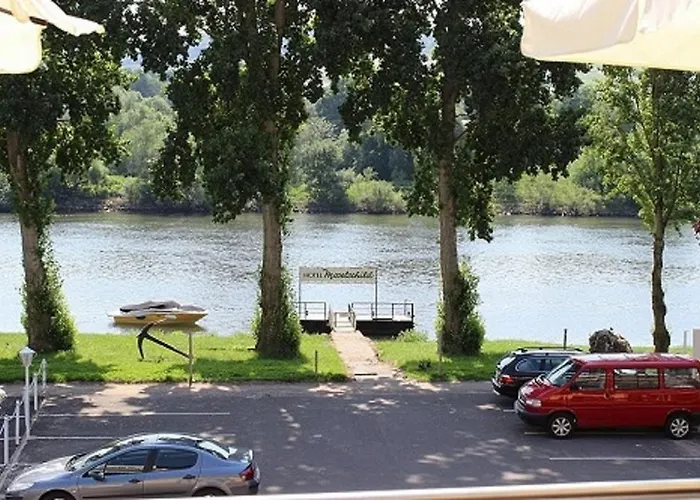 Garni Moselschild מלון